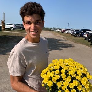 Meet your Posher, Garrett